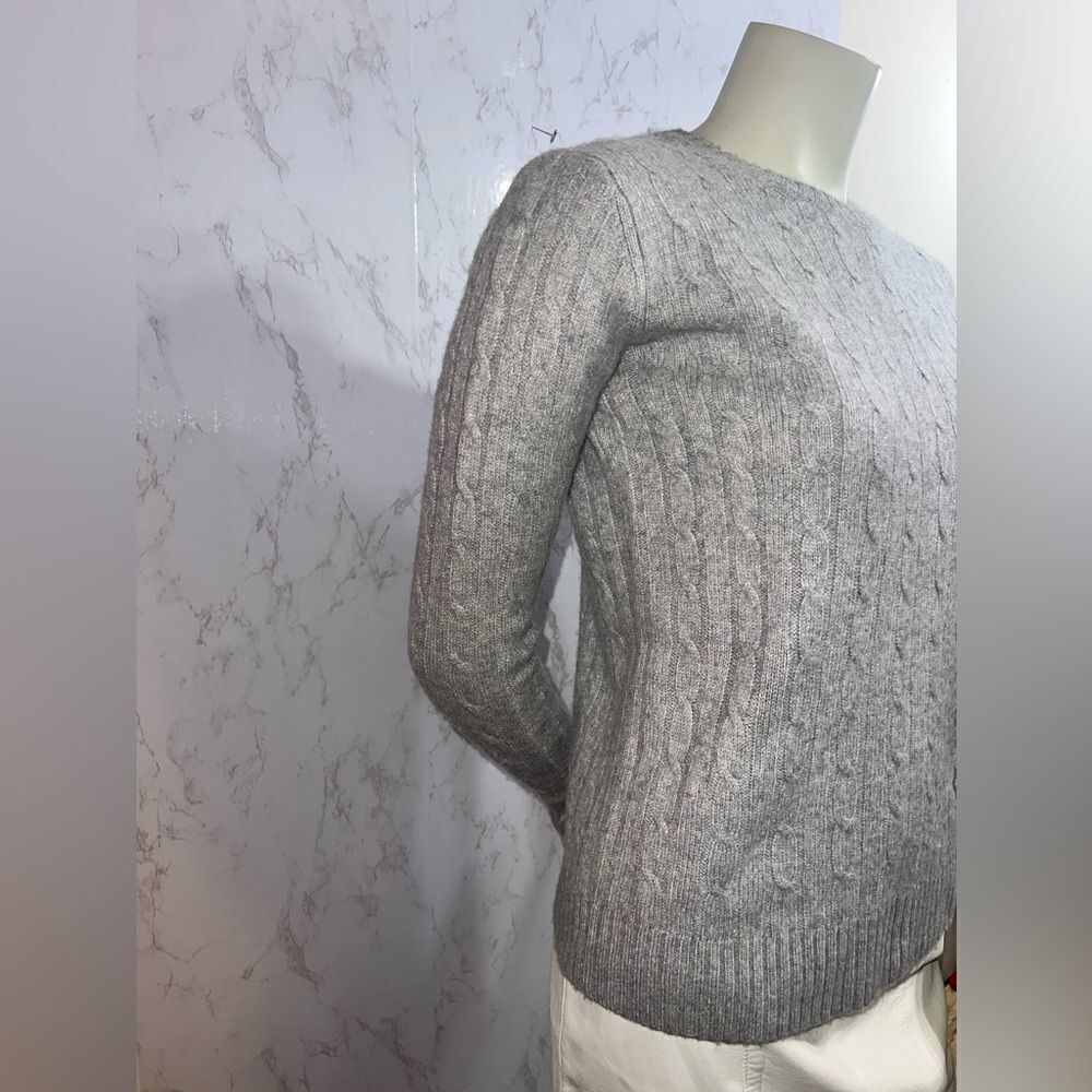 NWOT Vineyard Vines Sweater - Picture 3 of 5